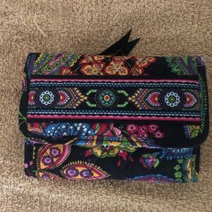Vera Bradley Euro Wallet NWT Symphony in Hue